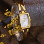 Women's Square Quartz Watch-28mm Dial 9mm Ultra-Thin Alloy Gold-Tone Case Casual Analog Bracelet for Daily Wear - Image 6