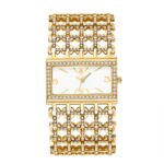 Women's Diamond-Accent Gold-Tone Quartz Watch - Crystal Inlay Alloy Bracelet, Elegant Analog Wristwatch for Daily Wear & Gift - Image 5