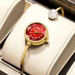 Women's Pearl-Dial Quartz Watch - Eco-Friendly Alloy Bracelet, Elegant Waterproof Analog Timepiece for Daily Wear - Image 4