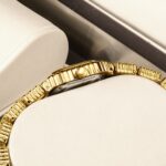 Women's Square Quartz Watch - Diamond-Accent Dial & Chain-Link Alloy Bracelet, Elegant Analog Timepiece for Daily Wear - Image 2